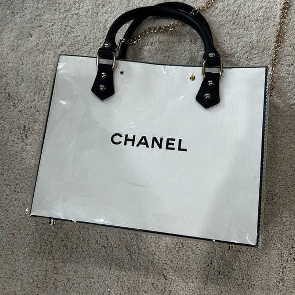 Chanel White Shopping Bag 2 Way Bag - Picture 3 of 9